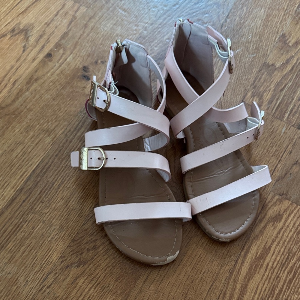 Chic Pink Strappy Kids Sandals